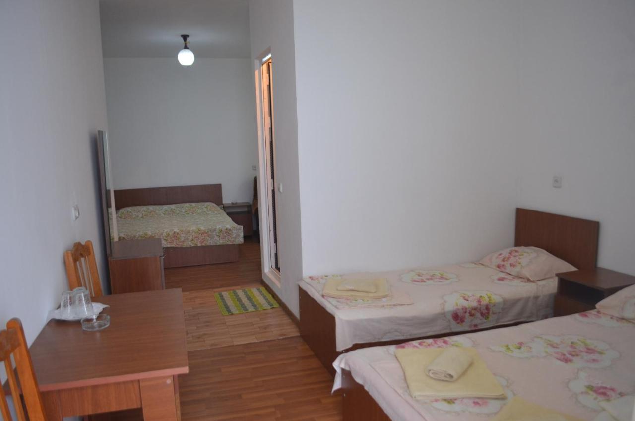 Akhmed Guest House ควาเรียที ภายนอก รูปภาพ
